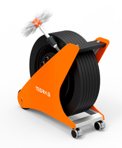 forte_Pneumatic brushing equipment for the cleaning of exhaust ducts in kitchens